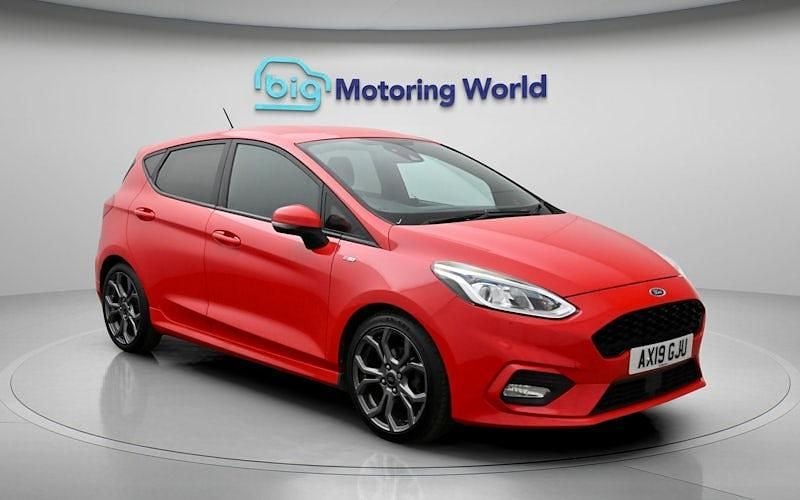 Used Ford Fiesta ST-Line 125 HP (91 kW) 2019 Red Hatchback