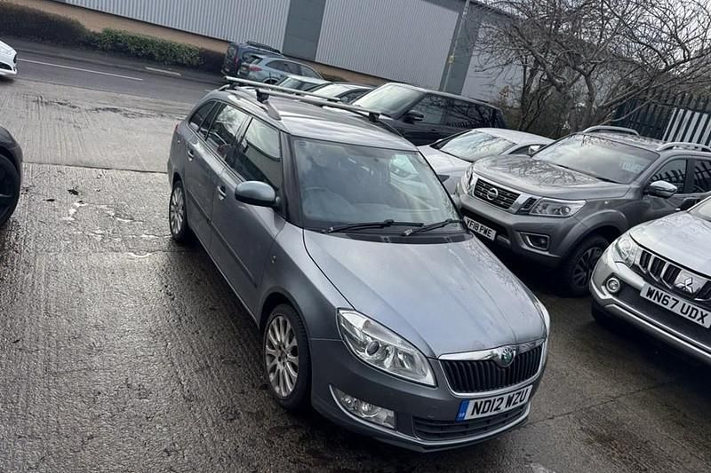 Used Skoda Fabia Elegance 105 HP (77 kW) 2012 Grey Estate