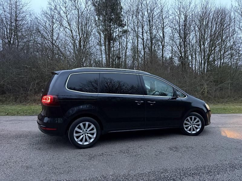 Used VW Sharan SEL 177 HP (130 kW) 2019 Black MPV