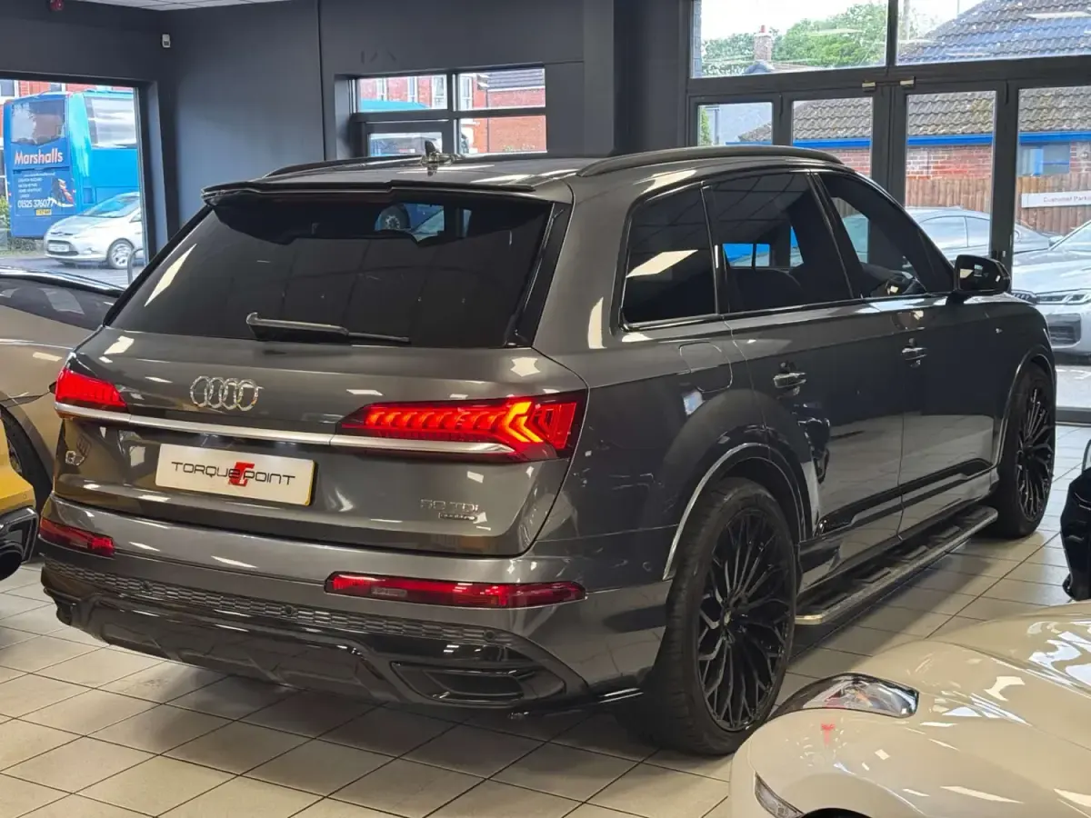 Usado Audi Q7 Black Edition 286 CV (210 kW) 2020 Gris SUV