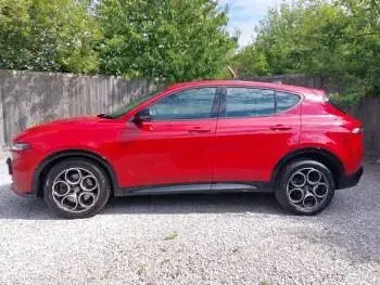 Used Alfa Romeo Tonale Sprint 160 HP (117 kW) 2024 Red SUV