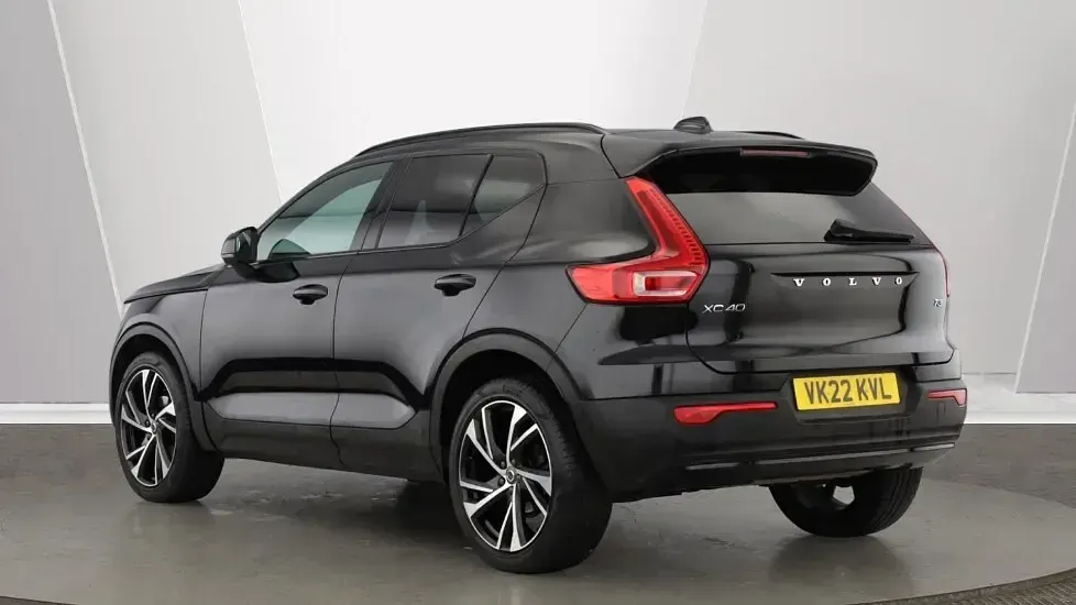 Used Volvo XC40 R-Design Pro 2022 Black SUV