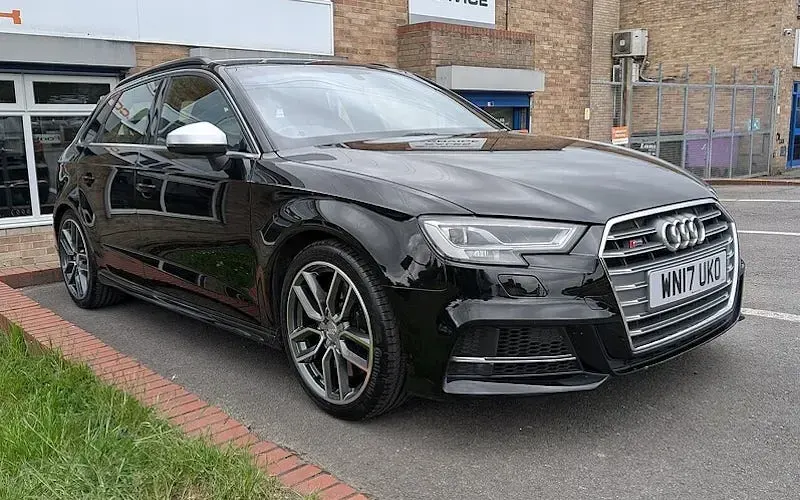 Begagnad Audi S3 Sportback Advanced 310 HK (228 kW) 2017 Svart Halvkombi