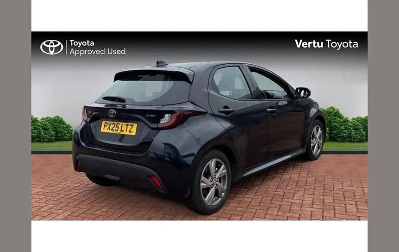 Used Toyota Yaris Hybrid 116 HP (85 kW) 2025 Black Hatchback