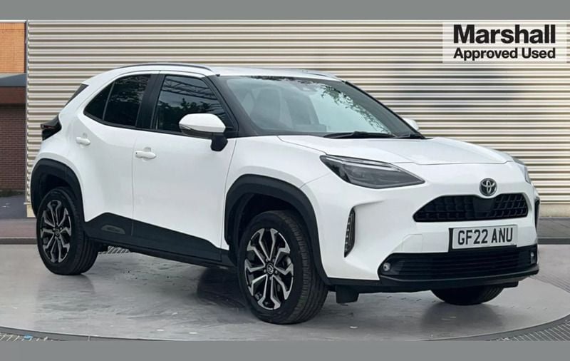 White Used 2022 Toyota Yaris Cross Design SUV | £19,567 (Fair price) - Image 1/4