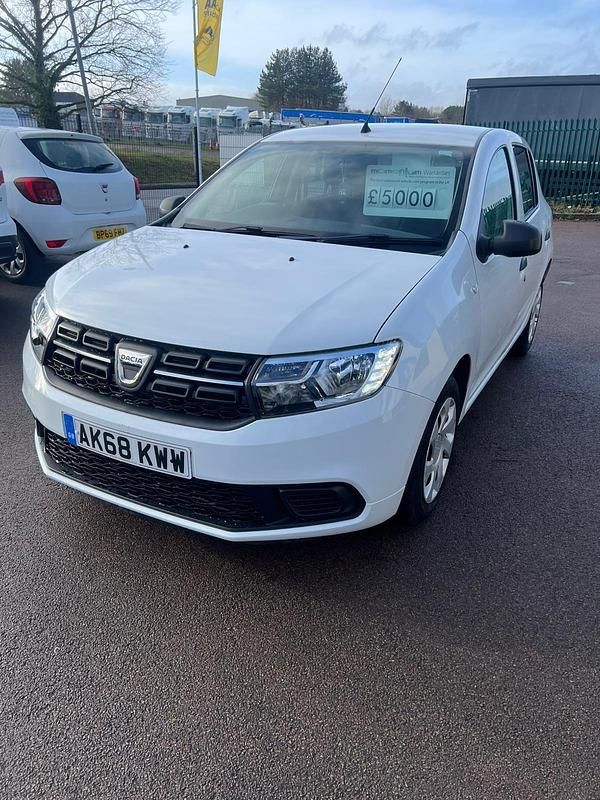 Used Dacia Sandero Essentiel 2018 White Hatchback