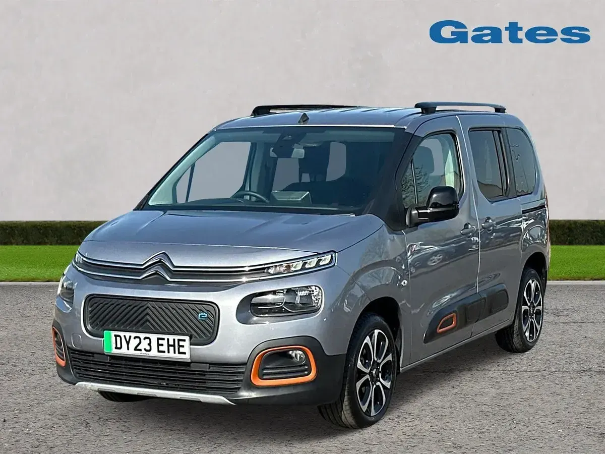 Usado Citroën Berlingo XTR 100 kW (136 HP) 2023 Cinzento Monovolume