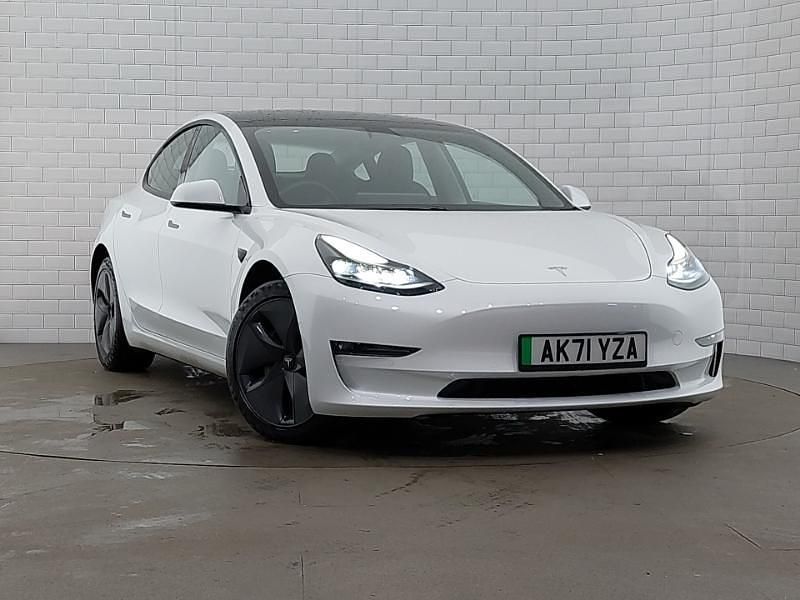 White Used 2021 Tesla Model 3 Long Range AWD Sedan | £19,698 (Fair price) - Image 1/4
