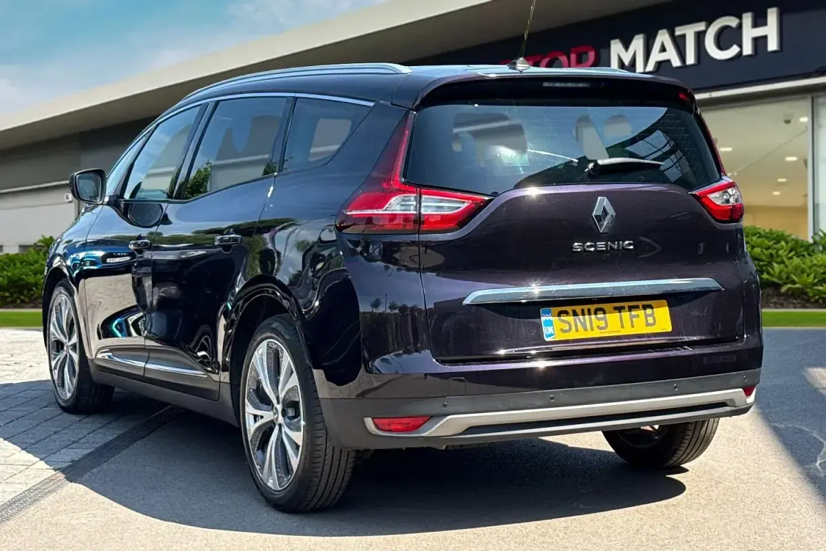 Used Renault Grand Scénic IV Signature 2019 Purple MPV