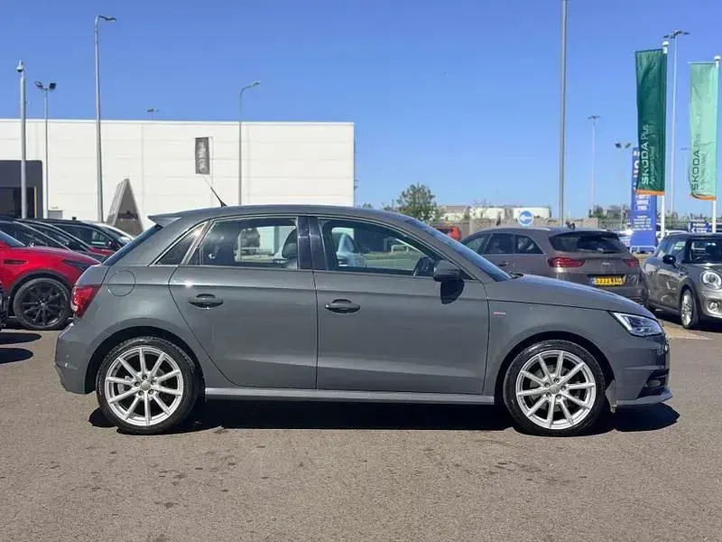 Usado Audi A1 S-Line 2016 Cinzento Citadino