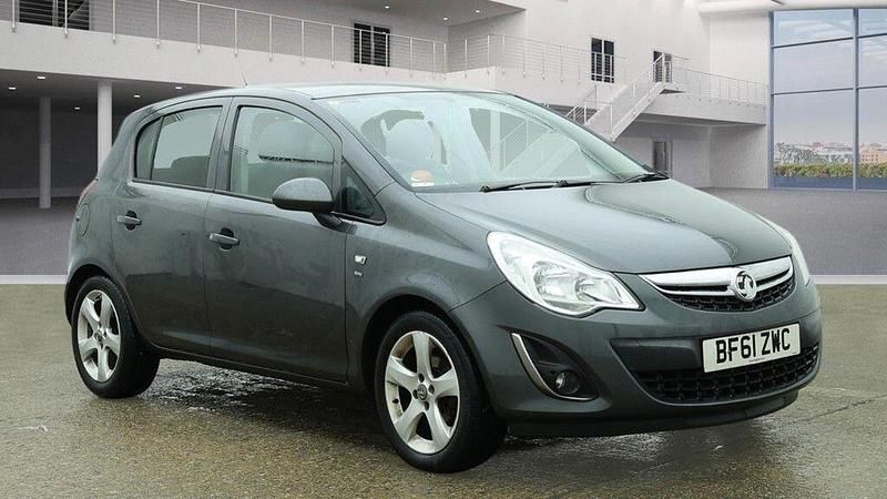 Used Vauxhall Corsa 85 HP (62 kW) 2011 Grey Hatchback
