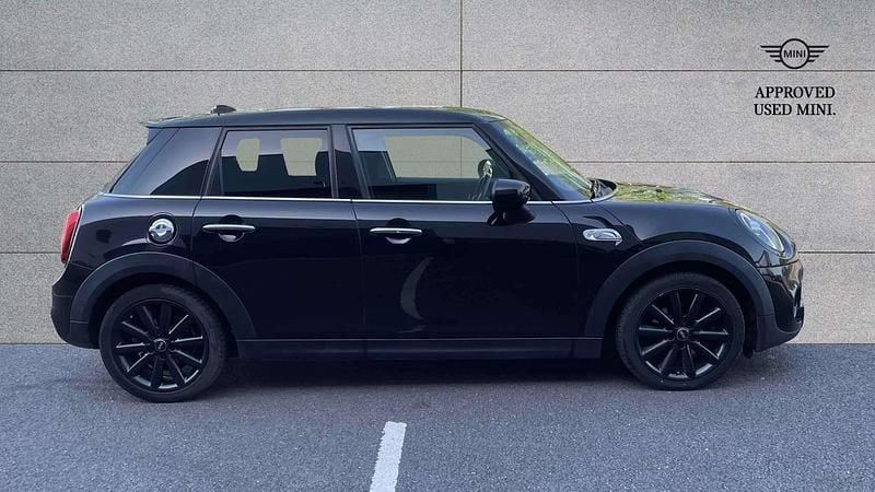 Used Mini Cooper S Classic 189 HP (139 kW) 2020 Black Hatchback