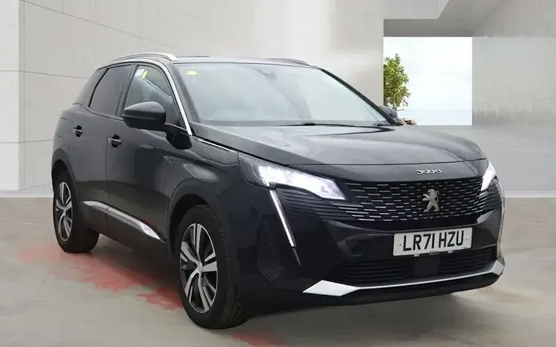 Used Peugeot 3008 Allure Premium 131 HP (96 kW) 2021 SUV