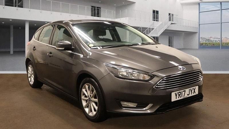 Used Ford Focus Titanium 2017 Grey Hatchback