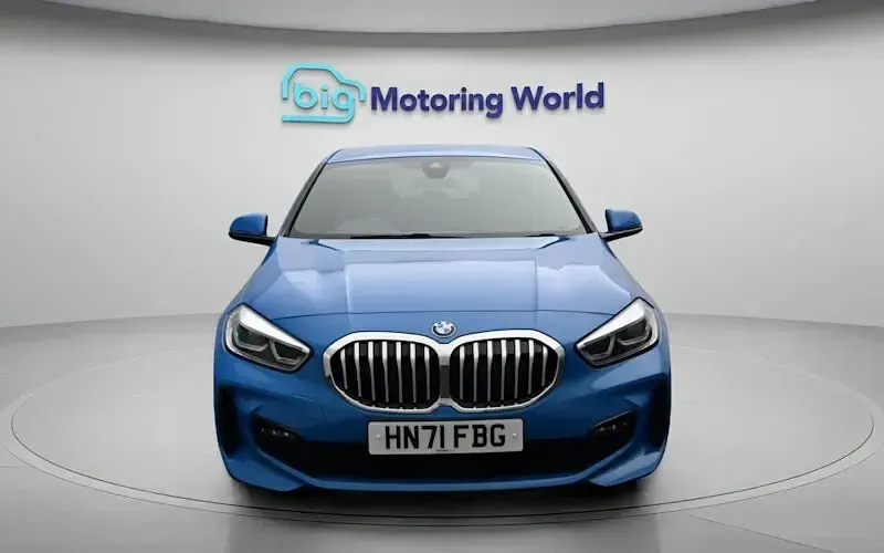Used BMW 118 M Sport 136 HP (100 kW) 2021 Blue Hatchback