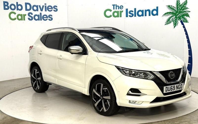Used Nissan Qashqai S 160 HP (117 kW) 2019 White SUV