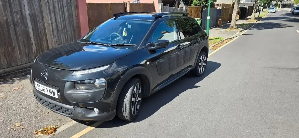 Used Citroën C4 Cactus Flair 2016 Black Hatchback
