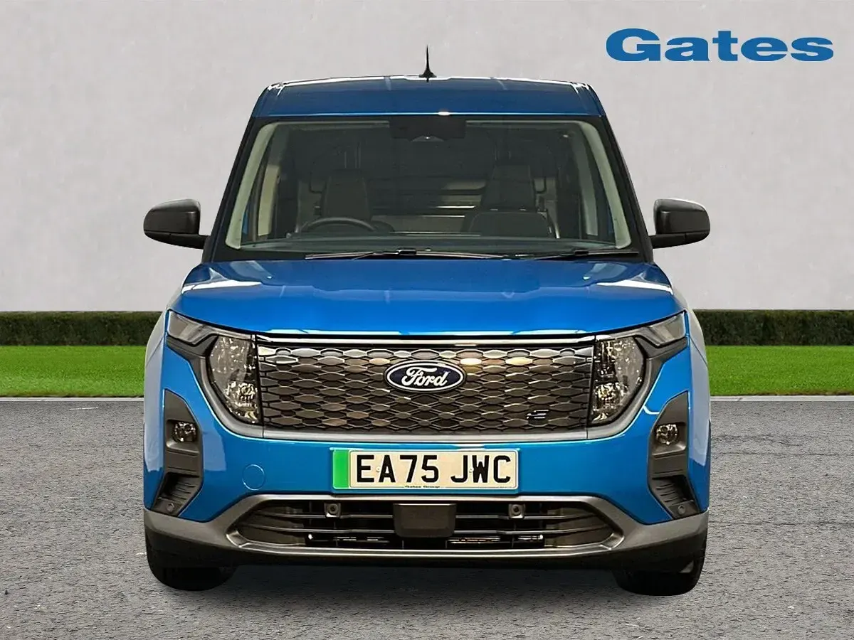 Used Ford Transit Courier Trend 100 kW (136 HP) 2025 Blue Van