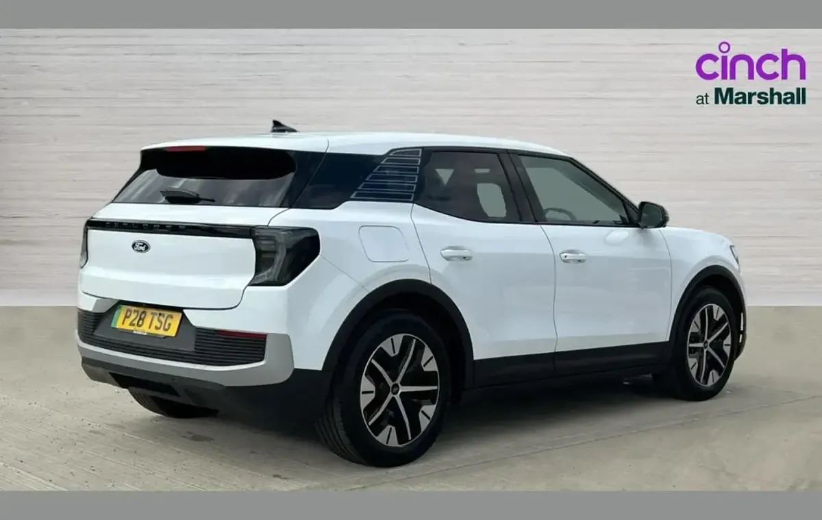 Used Ford Explorer Select 210 kW (286 HP) 2025 White SUV