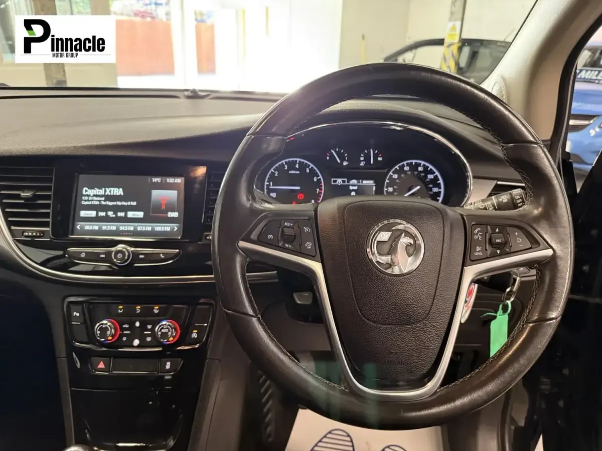 Second-hand Vauxhall Mokka X Active 140 CP (102 kW) 2016 Negru SUV