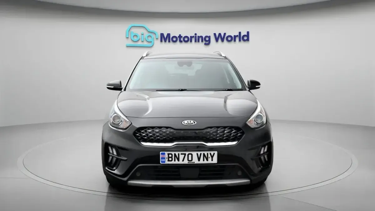 Second-hand Kia Niro 141 CP (103 kW) 2021 Negru SUV