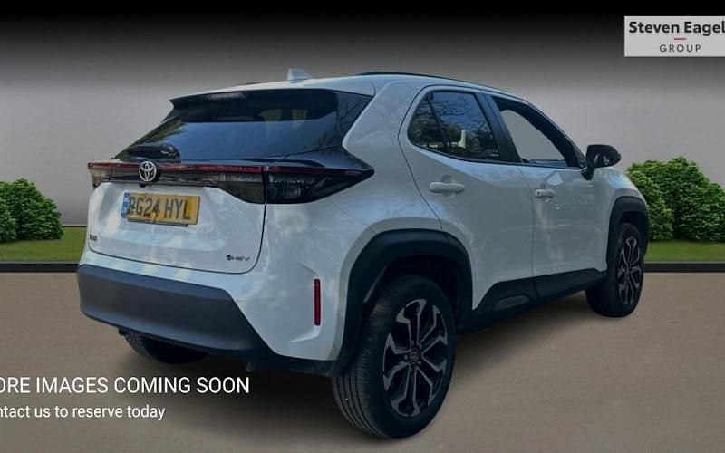 Used Toyota Yaris Hybrid Design 116 HP (85 kW) 2026 Estate