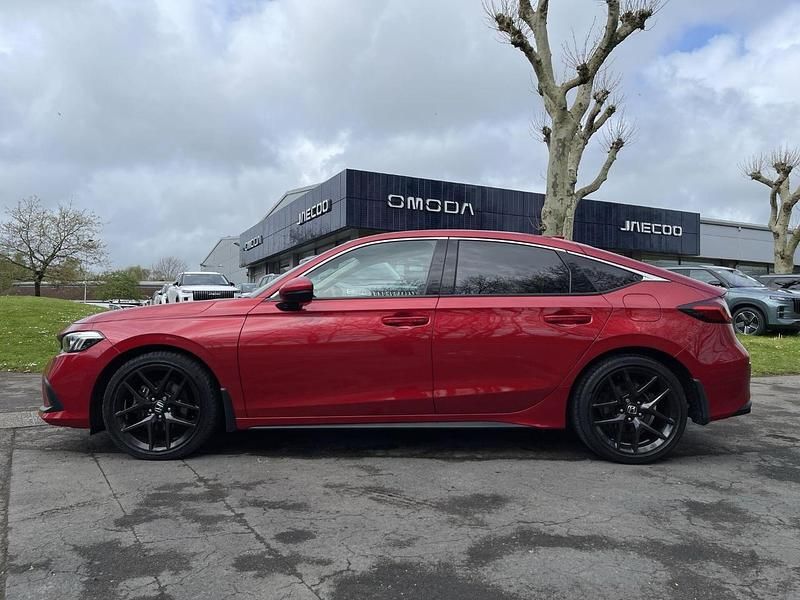 Used Honda Civic Advance 181 HP (133 kW) 2023 Red Hatchback