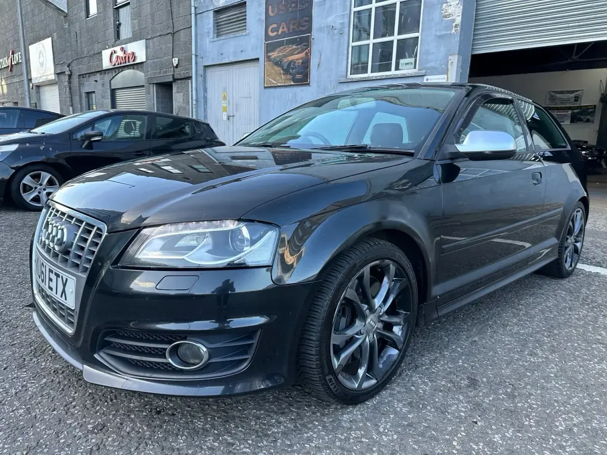 Used Audi A3 265 HP (194 kW) 2011 Black Hatchback