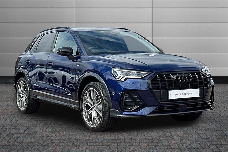 New Audi Q3 Black Edition 150 HP (110 kW) 2025 Blue SUV