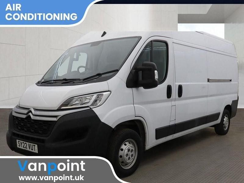 Usado Citroën Relay 140 HP (102 kW) 2022 Branco Van