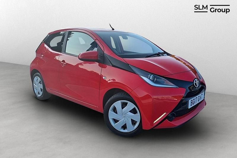 Used Toyota Aygo X-play 2017 Red Hatchback