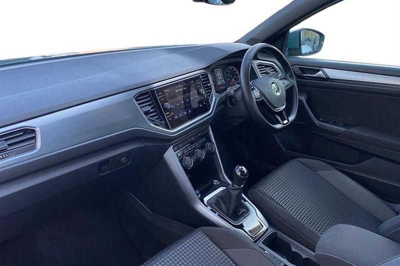 Used VW T-Roc Cabriolet Active 110 HP (80 kW) 2021 Green Cabriolet