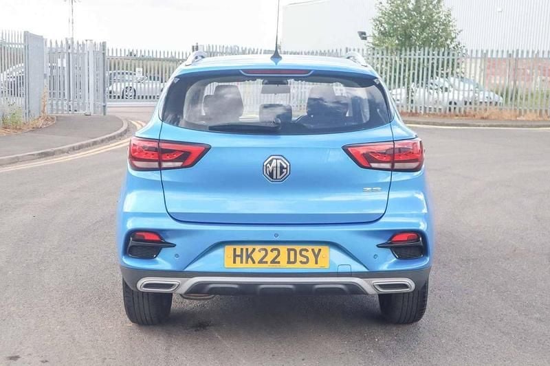 Blue Used 2022 MG ZS Excite Sedan | £11,141 (Fair price) - Image 1/4