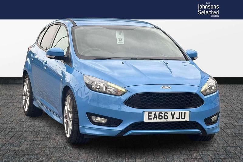 Blue Used 2016 Ford Focus ST-Line Hatchback | £7,495 (Fair price) - Image 1/4