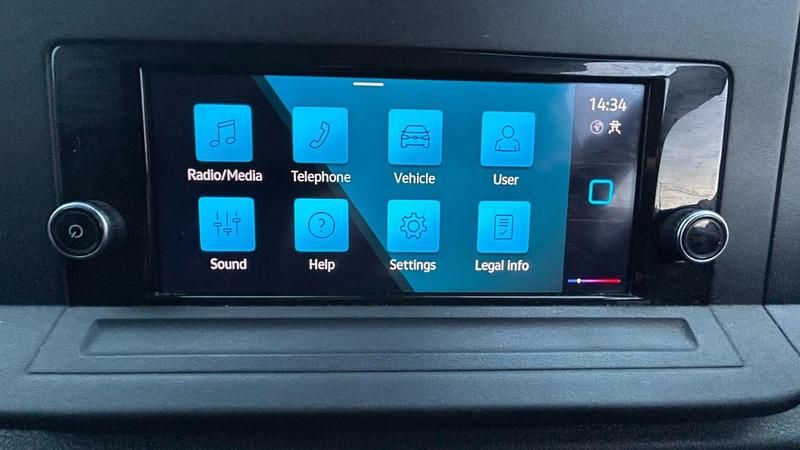 Used VW Caddy 102 HP (75 kW) 2021 White MPV