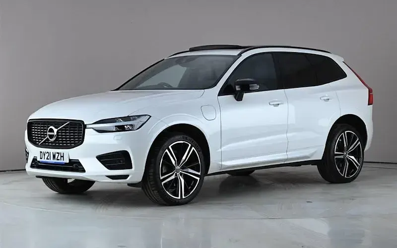 Used Volvo XC60 R-Design Pro 390 HP (286 kW) 2021 White SUV