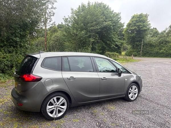 Grey Used 2018 Vauxhall Zafira Tourer SRi MPV | £8,495 (Fair price) - Image 1/4