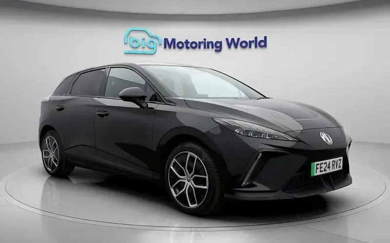 Używany MG MG4 EV Trophy 319 kW (435 KM) 2024 Czarny Hatchback