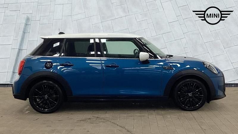 Used Mini Cooper S Exclusive 176 HP (129 kW) 2024 Blue Hatchback