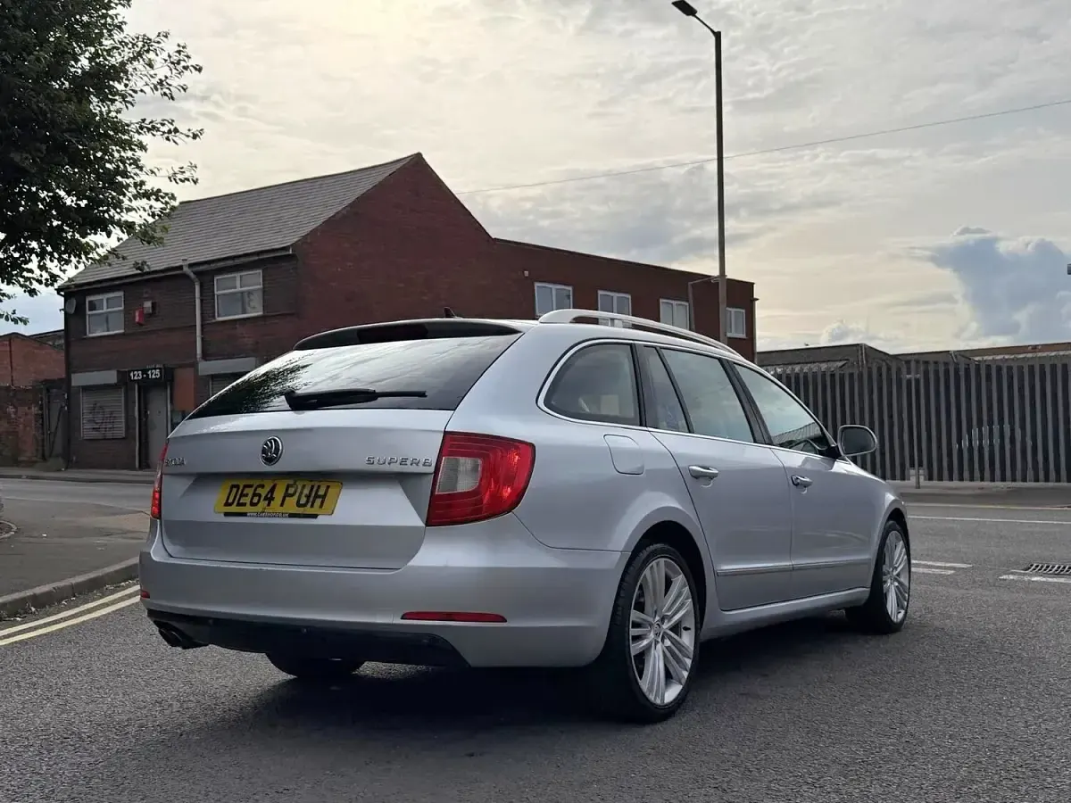 Used Skoda Superb Elegance 2014 Silver Estate
