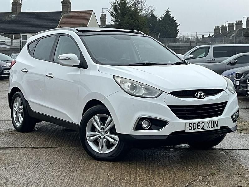 White Used 2012 Hyundai ix35 Premium SUV | £1,588 (Fair price) - Image 1/4
