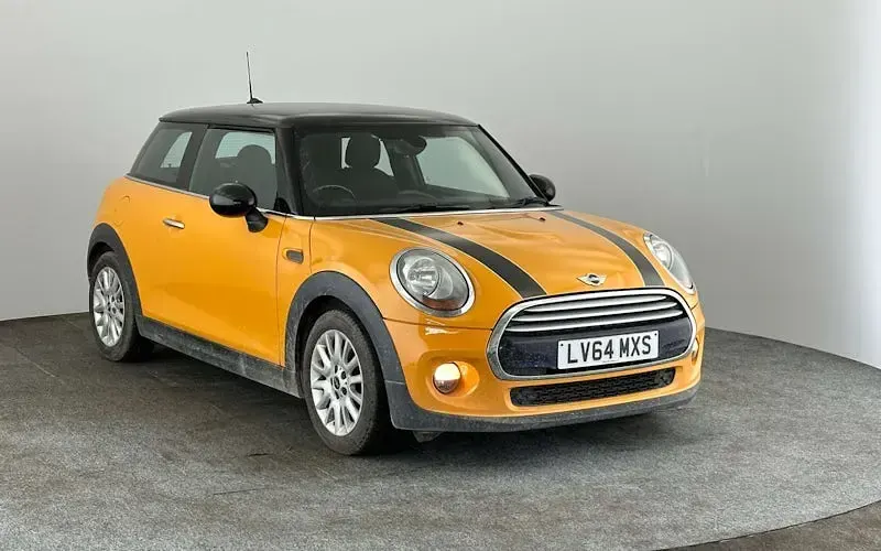 Used Mini Cooper Hatch 136 HP (100 kW) 2017 Hatchback
