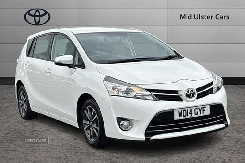 White Used 2014 Toyota Verso MPV | £7,295 (Fair price) - Image 1/1