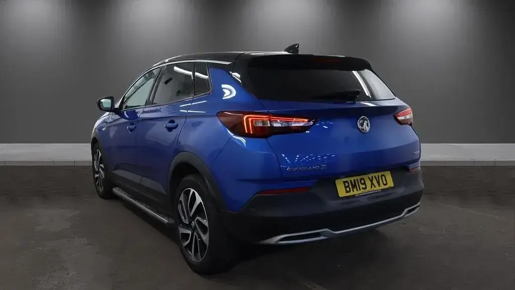 Used Vauxhall Grandland X Elite 130 HP (95 kW) 2019 Blue SUV