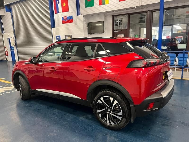 Used Peugeot 2008 Allure Premium 110 HP (80 kW) 2021 Red SUV