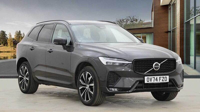 Used 2025 Volvo XC60 Plus SUV | £41,490 (Fair price) - Image 1/4