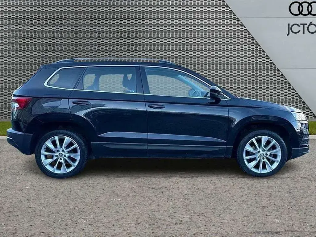 Used Skoda Karoq SE L 150 HP (110 kW) 2022 Black SUV
