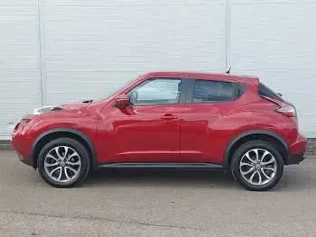 Used Nissan Juke Tekna 117 HP (86 kW) 2017 Red SUV