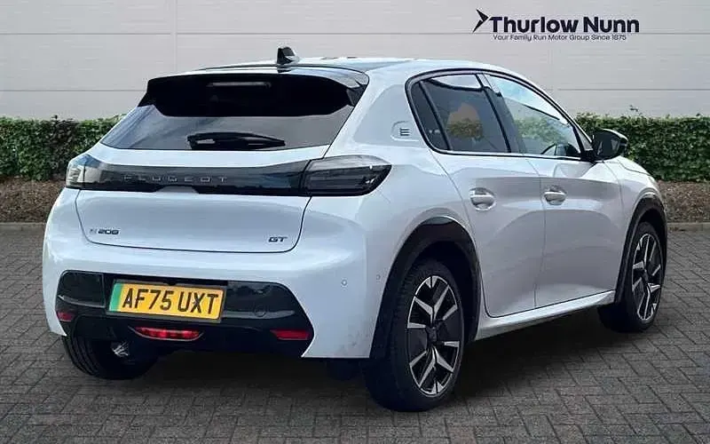 Used Peugeot e-208 Premium 114 kW (156 HP) 2026 Hatchback