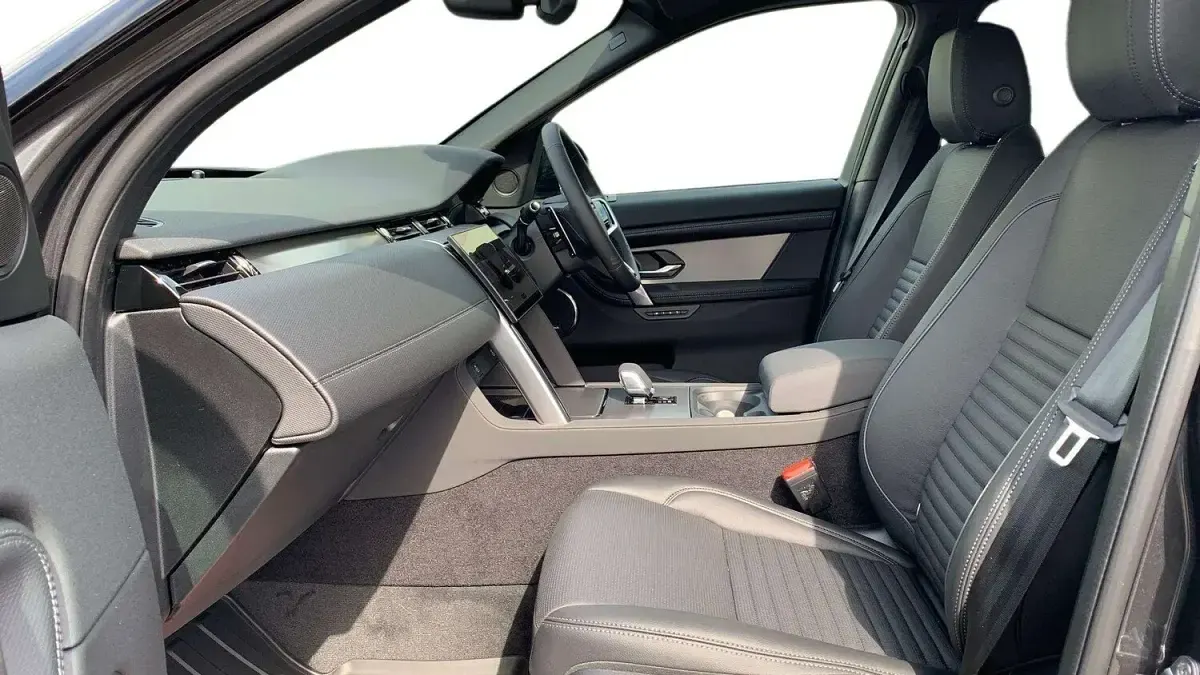 Used Land Rover Discovery Sport SE Dynamic 2025 Grey SUV